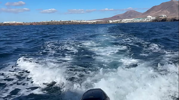 Image Risky public sex in hot stepmom on a boat
