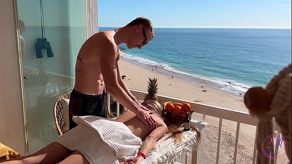 Image Sex Masseur on Call Did His Job Well on Public