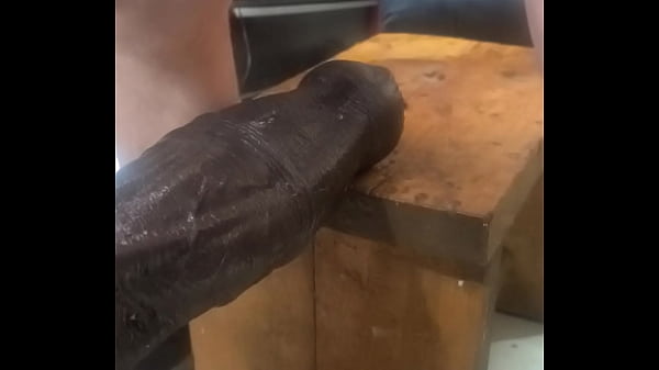 Image Huge Hankeys Dildos on fucking machine