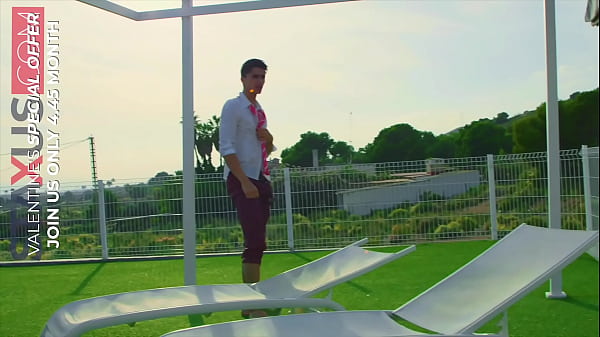 Image SNEAK PEEK EPISODE S02X06 ::DANNY AND NATHAN'S POOL SCENE