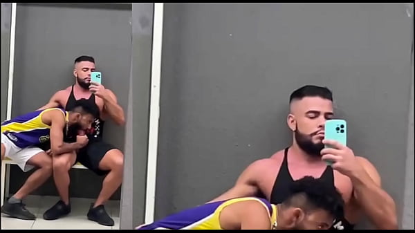 Image o fortao me pegou no banheiro da academia