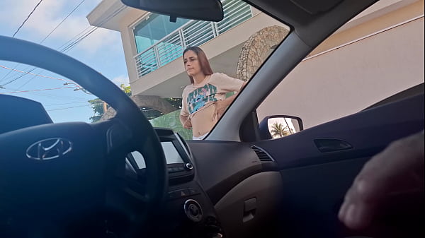 Image Mostrei meu pau pra novinha na rua em p&uacute_blico arriscado ela gostou!