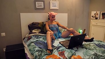 Image a youger girl masturbing herself with Big Dildo !!! hot hot hot !