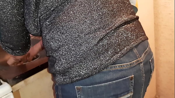 Image I masturbate riskily and secretly so that my stepmom doesn't find out that I'm a lesbian