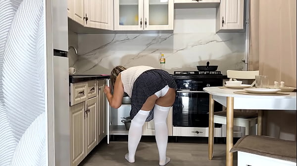Image Stepmom didn't notice that her white panties were visible and got a dick in anal from her stepson
