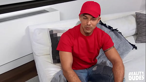 Image REALITY DUDES - Pizza Guy Nic Sahara Is Low On Cash So I Offered Him A Good Tip If He Lets Me Fuck His Ass