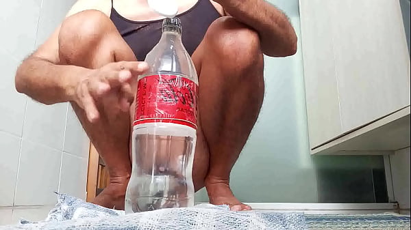 Image Sentando gostoso, arrega&ccedil_ando o cuzinho,que del&iacute_cia @!!!