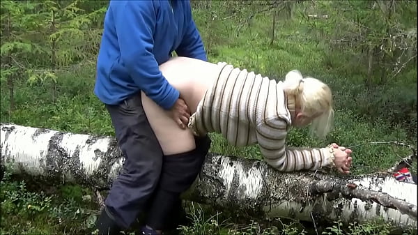 Image Cunning forester 3 - Forest sex