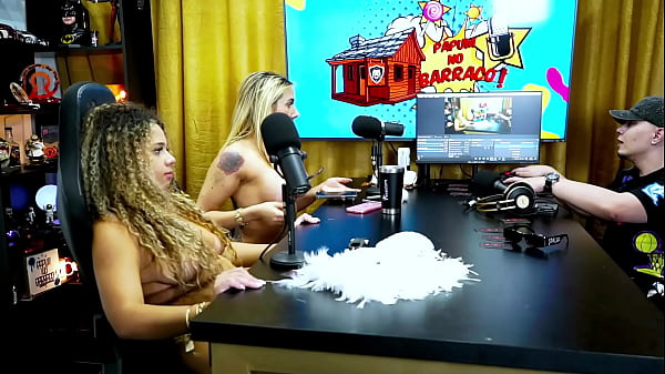 Image Ruan n&atilde_o aguentou e pegou gostoso a Bruna Lambertini peladinha de Jeito, que tes&atilde_o! - Podcast P&aacute_pum no Barraco!