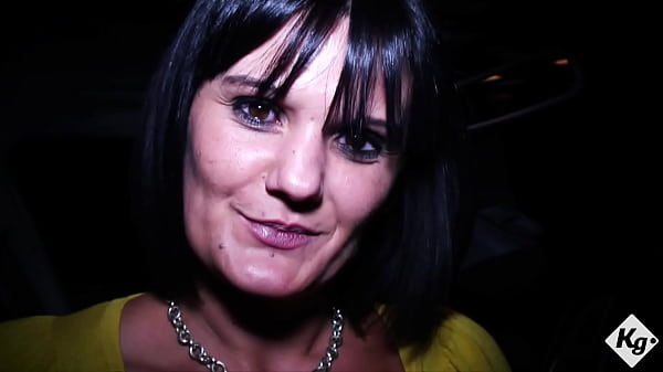 Image Cute MILF Sucks Off Two Lucky Guys When She Goes On A Dogging Mission