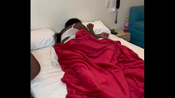 Image Criada tetona culona follada duro antes de irse a su colegio