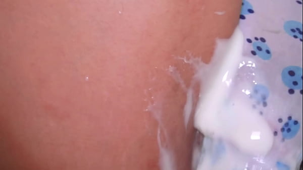 Image frotando mi verga en la vaguina de mi hijastra y su amiga la GORDA