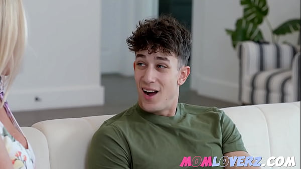 Image Stepmom Alexis Malone Want to Breed