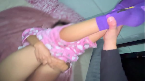Image Ay, aaay &iexcl_S&Aacute_CAMELA! El Culo de la peque&ntilde_a es muy apretado! Chica estrecha follada por el ANO, parte 2