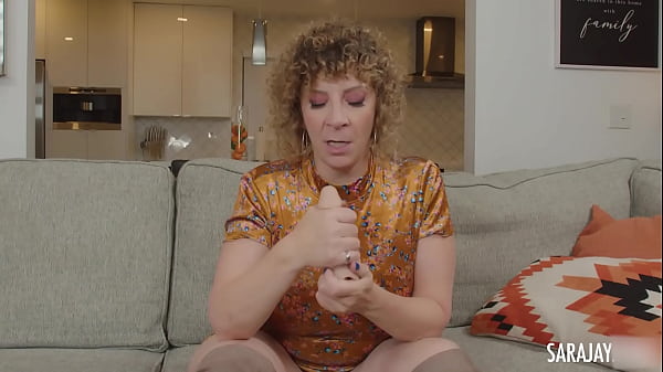 Image Bouncing Butt Cougar Sara Jay Fucks Her Smallest Sex Toy!