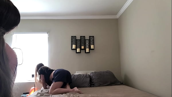 Image Foreign Exchange Student From Spain Has First Threesome