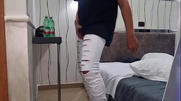Image AMATORIALE | SBORRATA CON DITO IN CULO E GEMITI CON PARLATO SPORCO ITALIANO - APRI LA BOCCA E BEVI DAL MIO GROSSO CAZZO