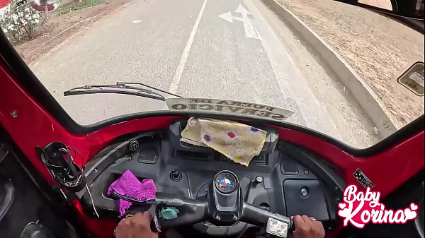 Image Peruano se levanta a colegiala puta en su mototaxi (SE LA CHUPA AL AIRE LIBRE)