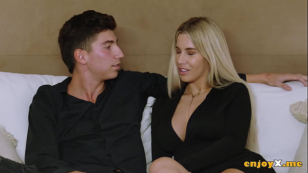 Image Sexy Miss Naughty displays off her skills, nasty houswife gives a fellatio to her guest in the kitchen - Full HD Hardcore XXX!