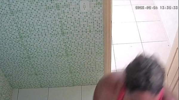 Image Enteada flagrada em c&acirc_mera fudendo com padrasto