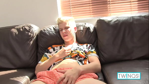Image Playing By His Own! Sexy Matthew Masturbates His Ass & Cock!