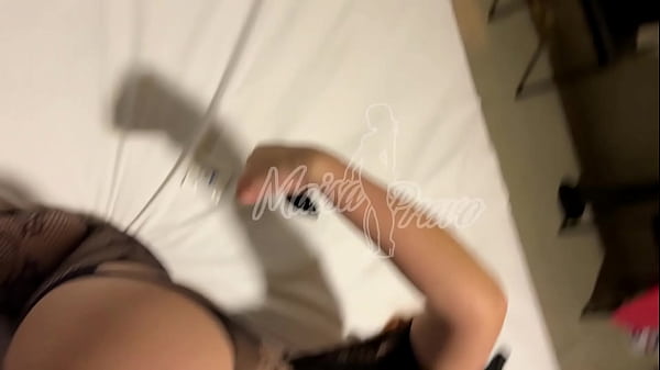 Image Sentei gostoso com um plug no cuzinho pra esse Moreno forte e gostoso