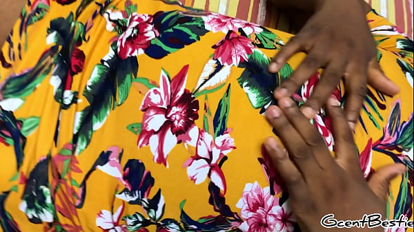 Image thick black woman gets her pussy massaged at home