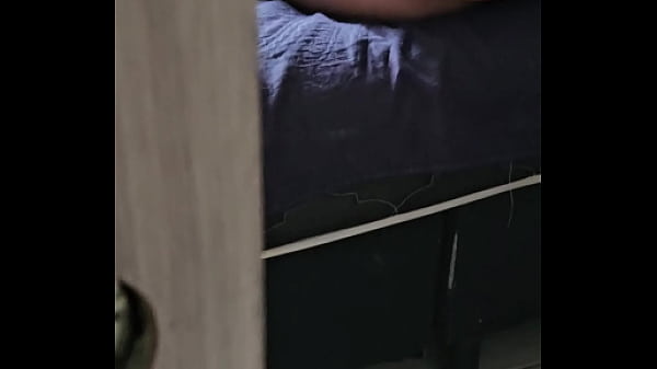 Image Mature with big tits and ass is seen masturbating and wants cock viral video latina