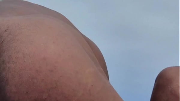Image Amigas gostam de fuder na praia pra admirar a natureza.