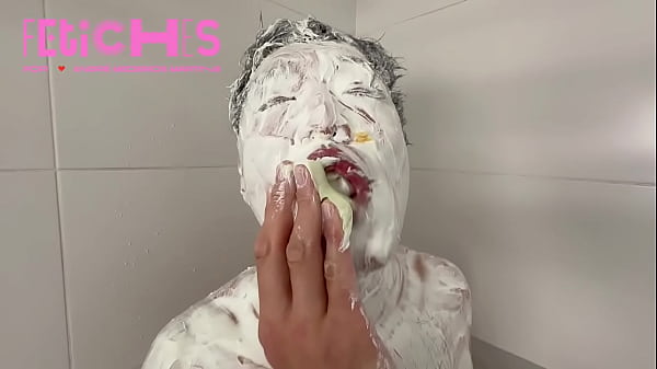 Image Brincadeiras com tortas - WET & MESSY