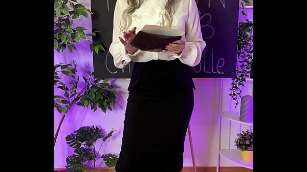 Image NYLON CLUB - SEXY MATURE BLONDE PUTTING ON COFFEE COLORED TIGHTS