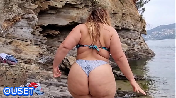 Image MADRASTRA CON ENORME CULO TIENE SEXO P&Uacute_BLICO EN LA PLAYA