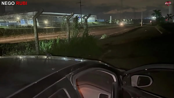 Image Dando no carro - Paolla HOTWIFE