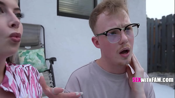 Image Step-Mom's Got Jiggly Bits That Fit - Jimmy Michaels, Cubbi Thompson