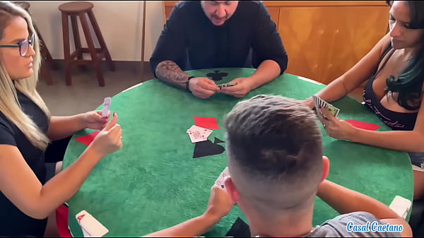 Image A ideia era jogar carta mas acabamos fodendo e fazendo uma troca de casal