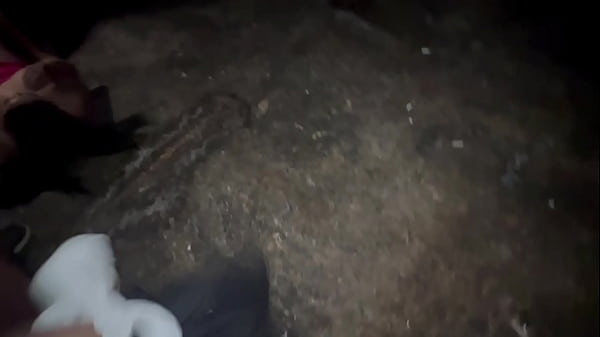 Image Casada com o policial perde o telefone e vazam v&iacute_deos transando na praia de ipanema