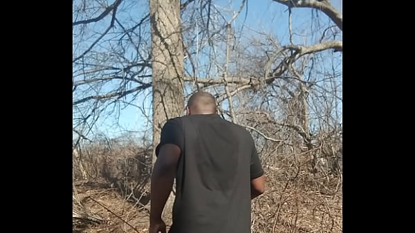 Image Privately practicing dance in 60 degree weather outdoors 2