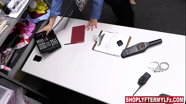 Image Undercover Journalist Lilian Stone Planning to Steal Products