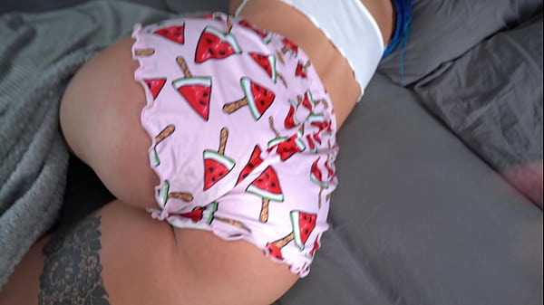 Image I Fuck My step Sister&rsquo_s Curvy Friend at Dawn and She&rsquo_s Hooked on My Dick