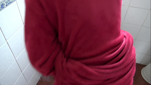 Image Perverted Stepmother Pissing In Front Of Her Stepson