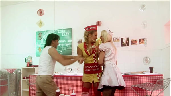 Image MILF Waitresses Diana Gold And Eva Mercedes In Ffmm Foodie Foursome