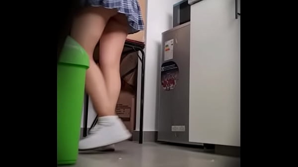 Image hermanastra argentina se escapa de clases para follar con su profesor