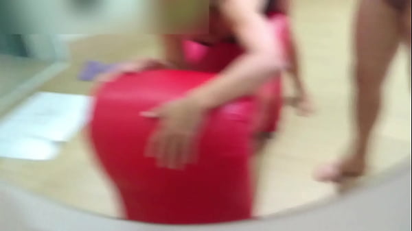 Image Mulher que gosta de trepar &eacute_ outro n&iacute_vel,olha como a vagabunda cavalga no meu pau