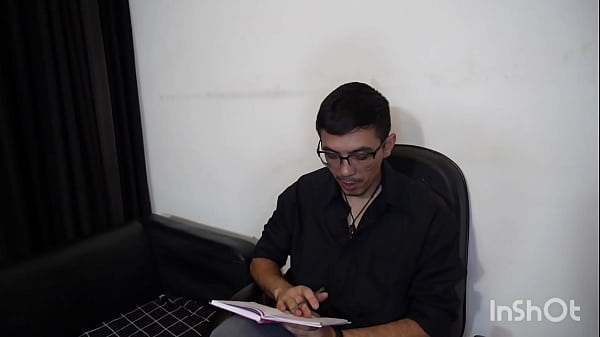 Image Tiffany Montavani , ninfoman&iacute_aca em sua consulta com psic&oacute_logo ele colocou m&atilde_o dentro do cuzinho e praticou ,fisting ser&aacute_ que conclui a terapia veja tudo no fechado