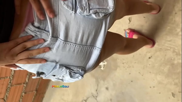 Image VECINITA ARGENTINA AFLOJA CON SU CU&Ntilde_ADO POR DESPECHO LE ENTREGA EL CULITO Y PIDE QUE ACABE DENTRO DE ELLA