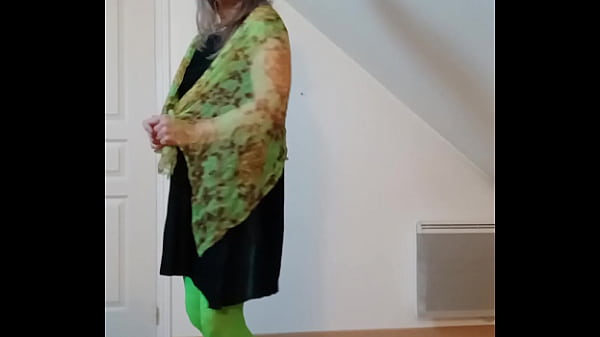 Image 2025 03 17 Esclave F strip tease st patrick