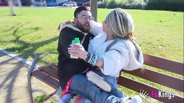 Image Vanessa Colombiana is the nana we all want. She takes care of you by sucking!