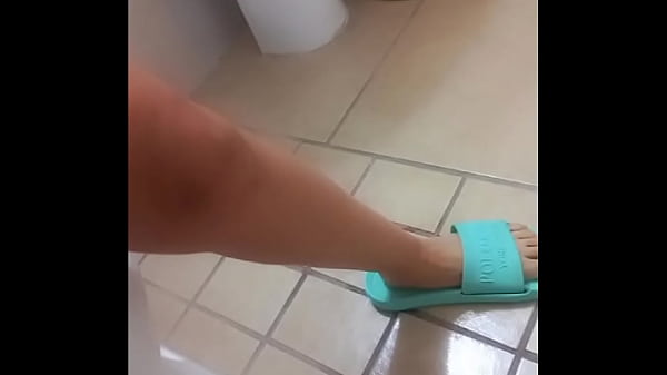 Image Sexy girl sends dirty video to her boyfriend and it is leaked (part 1)