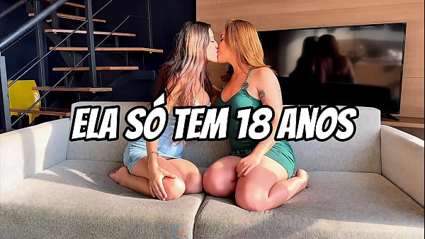 Image Ela s&oacute_ tem 18 aninhos mas &eacute_ cheia de fetiches