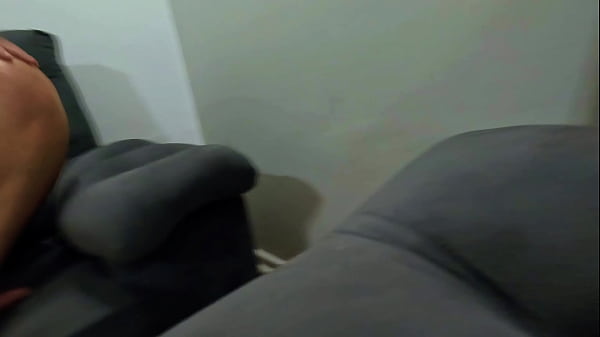 Image Amiga casada dormiu aqui e deu sem camisinha pro meu marido, enquanto o corno assistia